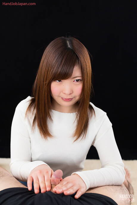 Handjob Japan are proud to present you with xxx pictures featuring Yukina Maomi in jerking off dick