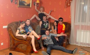 Teen Sex Mania are proud to present you with a free photos featuring Alice in hardcore fuck scene