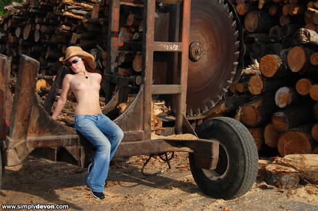 Simply Devon invite you to explore xxx pictures featuring Devon xxx gallery 243125