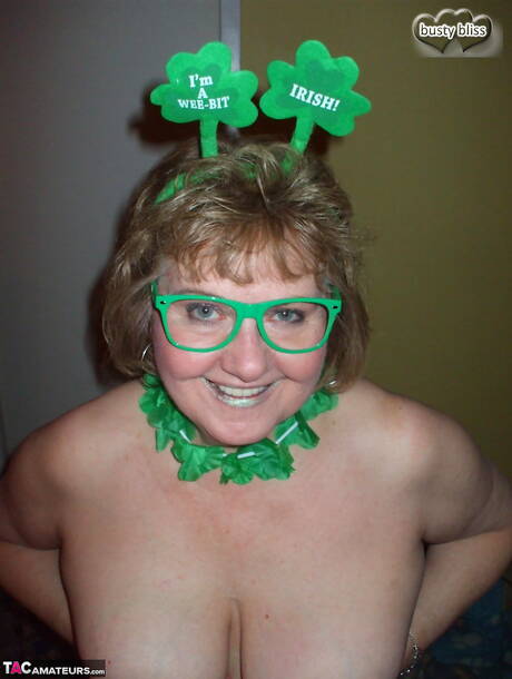 TAC Amateurs invite you to explore xxx pics featuring Busty Bliss xxx gallery 268568